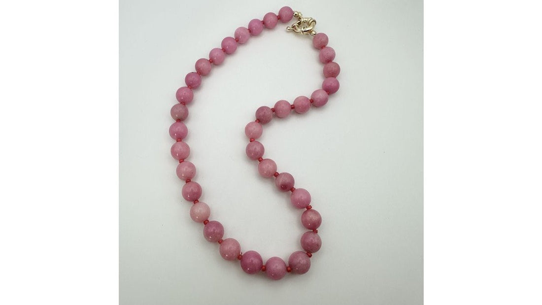 Tips for Buying Jewellery for Gifts: A 2026 Guide